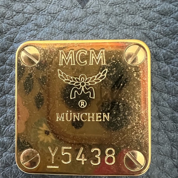 MCM Vicetos in Gray/Black Color - Picture 4 of 15